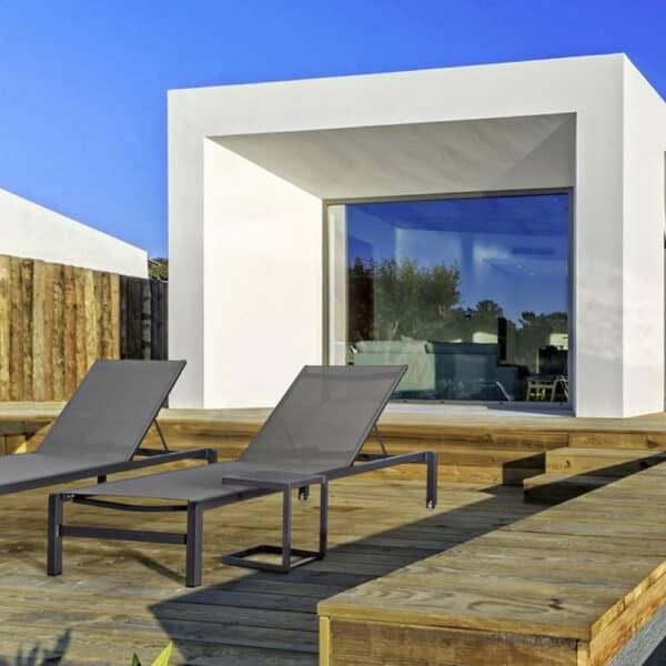 table basse Konnor gris design outdoor métropole lilloise ibiza Piscine et Spa